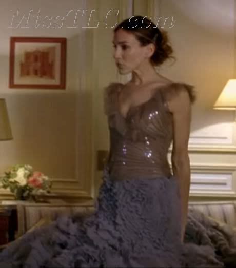 versace gown sex and the city|Carrie Bradshaw Revives One of Her Best Dresses .